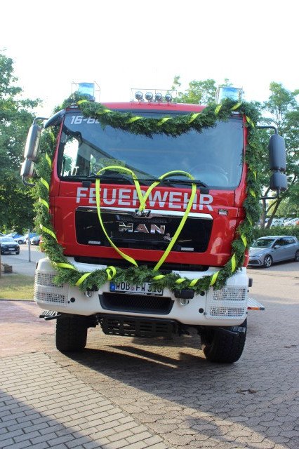Der Gerätewagen Logistik 2 der FF Heiligendorf bei der offiziellen Fahrzeugübergabe am 1. Juli 2022, Foto: Freiwillige Feuerwehr Heiligendorf