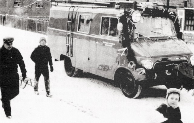 Fahrzeugübergabe des Löschgruppenfahrzeug LF 8 leicht - Opel Blitz am 15.01.1964, Foto: Freiwillige Feuerwehr Heiligendorf