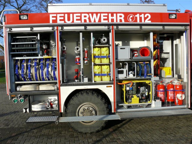 TLF 3000, Geräteräume rechte Seite, Foto: Freiwillige Feuerwehr Heiligendorf
