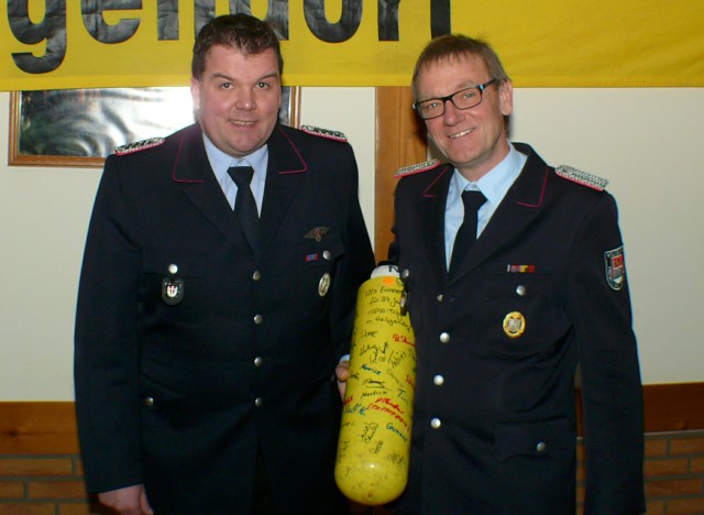 Jürgen Meier wurde für lange Jahre als Atemschutzgeräteträger geehrt, Foto: Freiwillige Feuerwehr Heiligendorf