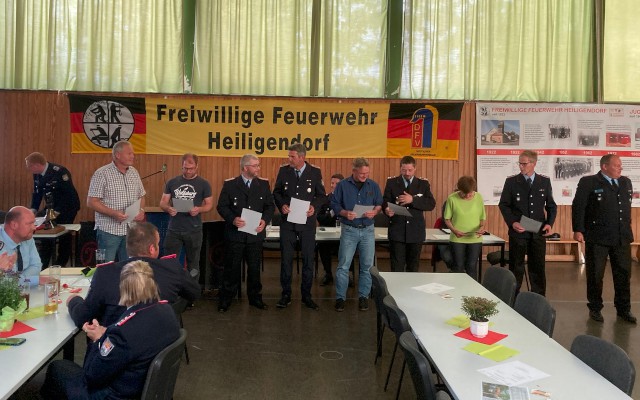 Ehrung für 10-jährige Mitgliedschaft, Foto: Freiwillige Feuerwehr Heiligendorf