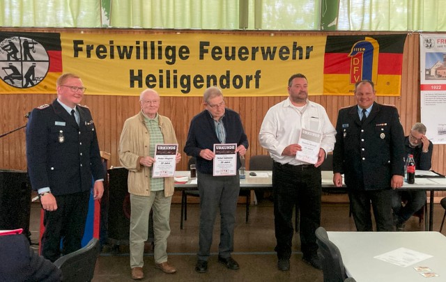 Ehrung für 25-jährige Mitgliedschaft, Foto: Freiwillige Feuerwehr Heiligendorf