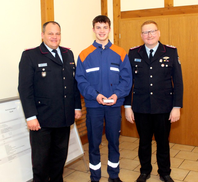 Ernennung zum Feuerwehrmann-Anwärter, Foto: Freiwillige Feuerwehr Heiligendorf
