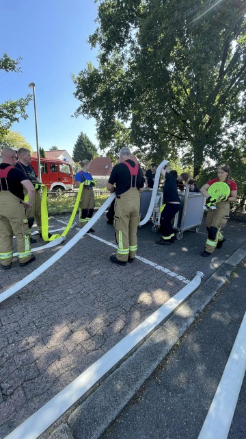 Bereitschaftsübung Fachzug Wasserförderung, Foto: Freiwillige Feuerwehr Heiligendorf