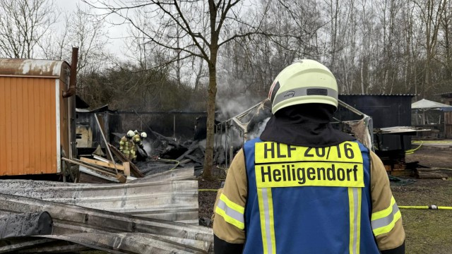 Einsätze 32 und 33 / 2024, Modul Wassertransport / Feuer B_2, Foto: Freiwillige Feuerwehr Heiligendorf