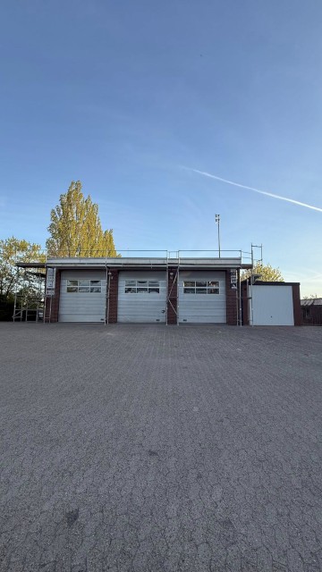 Gerüst am Feuerwehrhaus, Foto: Freiwillige Feuerwehr Heiligendorf