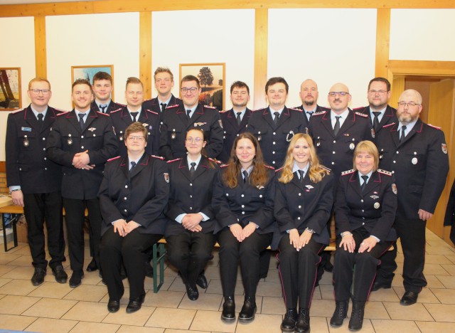 Jahreshauptversammlung: Gruppenfoto der 1. Gruppe, Foto: Freiwillige Feuerwehr Heiligendorf
