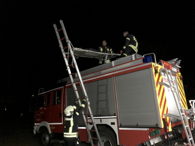 Pieperdienst 2. Gruppe: Menschenrettung/-bergung aus Höhen / Tiefen, Foto: Freiwillige Feuerwehr Heiligendorf