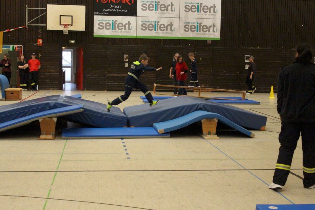 Indoorgames - Staffellauf, Foto: Freiwillige Feuerwehr Heiligendorf