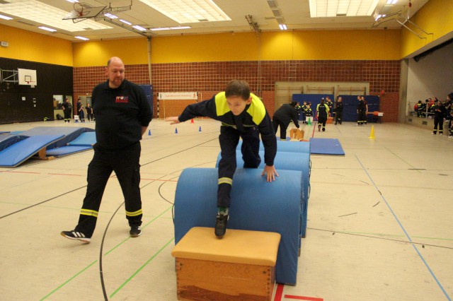 Indoorgames - Staffellauf, Foto: Freiwillige Feuerwehr Heiligendorf