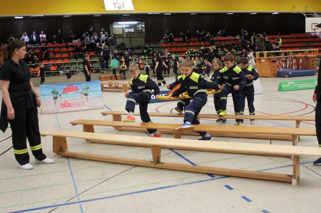 Indoorgames - Gruppenlauf, Foto: Freiwillige Feuerwehr Heiligendorf