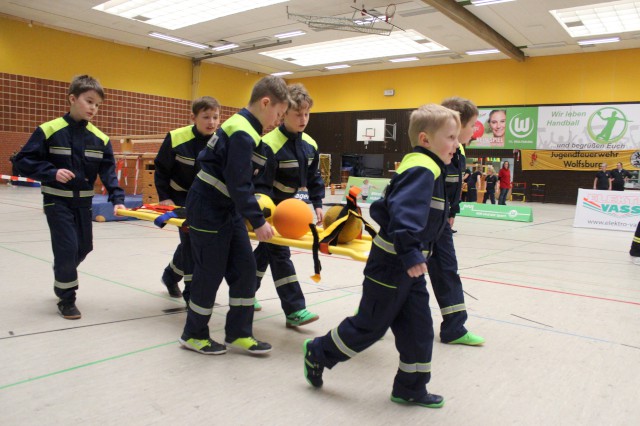 Indoorgames - Gruppenlauf, Foto: Freiwillige Feuerwehr Heiligendorf