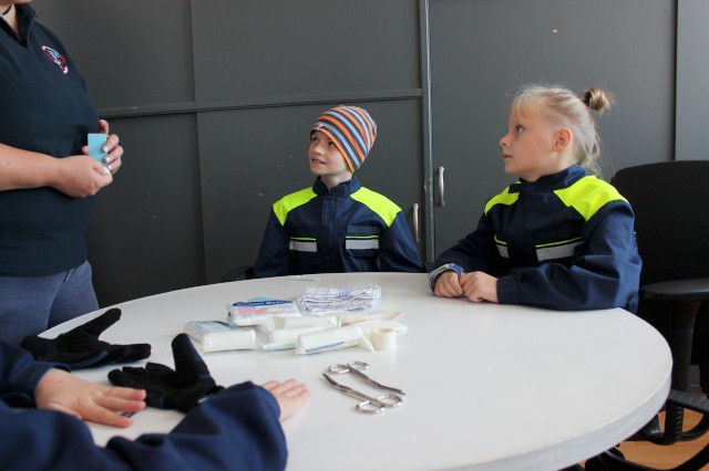 Unsere Kids bei der Brandfloh-Abnahme 2024 in Vorsfelde, Foto: Freiwillige Feuerwehr Heiligendorf