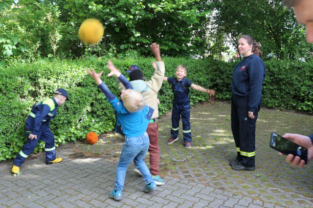 Ballspiele, Foto: Freiwillige Feuerwehr Heiligendorf
