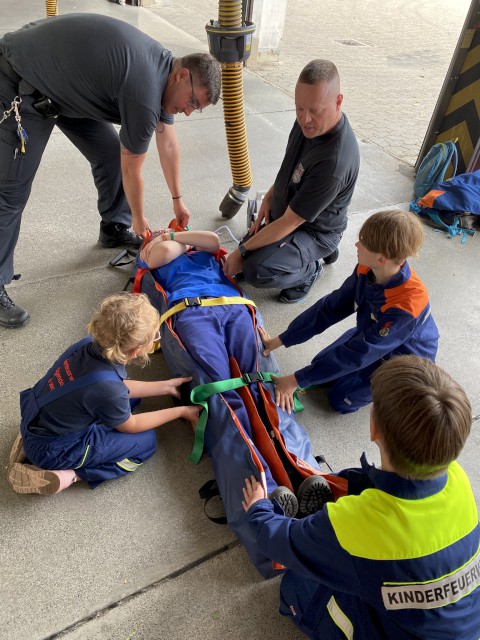 Besuch bei der Berufsfeuerwehr, Foto: Freiwillige Feuerwehr Heiligendorf