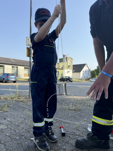 'Dosenmühle' aus der Naturerlebnisbox 'Lebendiges Wasser', Foto: Freiwillige Feuerwehr Heiligendorf