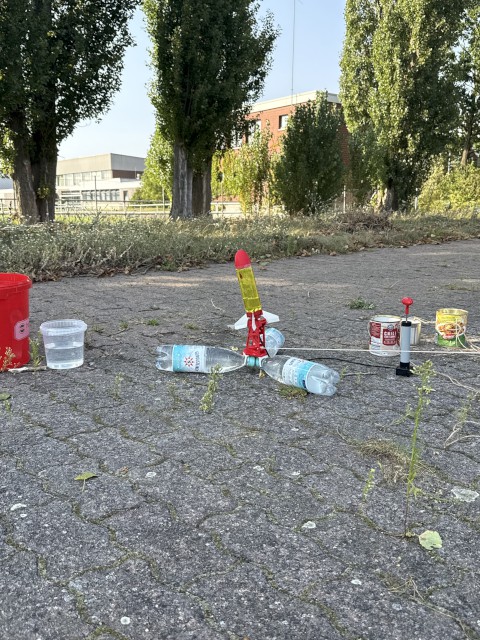 'Wasser-Rakete' aus der Naturerlebnisbox 'Lebendiges Wasser', Foto: Freiwillige Feuerwehr Heiligendorf